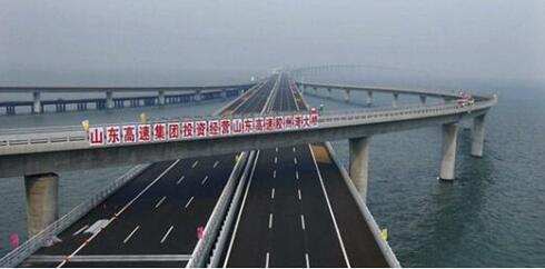 青島高新區(qū)蝶變展翅 配套服務再升級