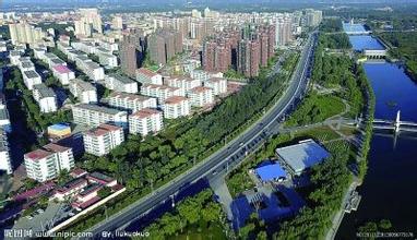 區(qū)域經濟發(fā)展要擺脫路徑依賴，主動轉型突破