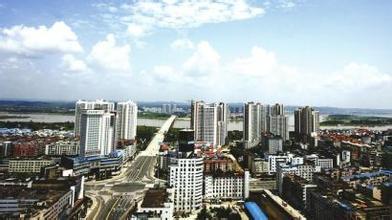 黃遠(yuǎn)新：全力沖刺“全省千億園區(qū)、全國(guó)百?gòu)?qiáng)經(jīng)開區(qū)”