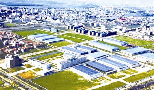 2016年，襄陽高新區(qū)營(yíng)收突破3000億大關(guān)