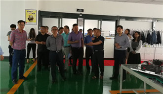 我院課題組赴漣源市開(kāi)展《婁底資源型城市轉(zhuǎn)型升級(jí)，深化供給側(cè)結(jié)構(gòu)性改革》