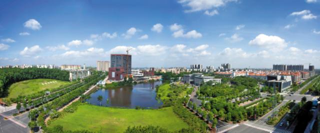 佛山高新區(qū)圍繞打造“產(chǎn)城人融合的廣佛副中心”戰(zhàn)略，對接全球優(yōu)質(zhì)資源，優(yōu)