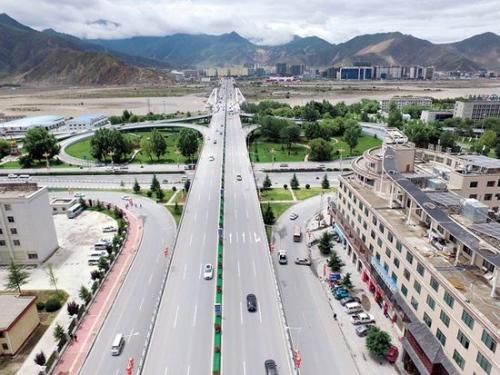 拉薩開(kāi)發(fā)區(qū)“四位一體”打造宜居宜業(yè)和諧園區(qū)