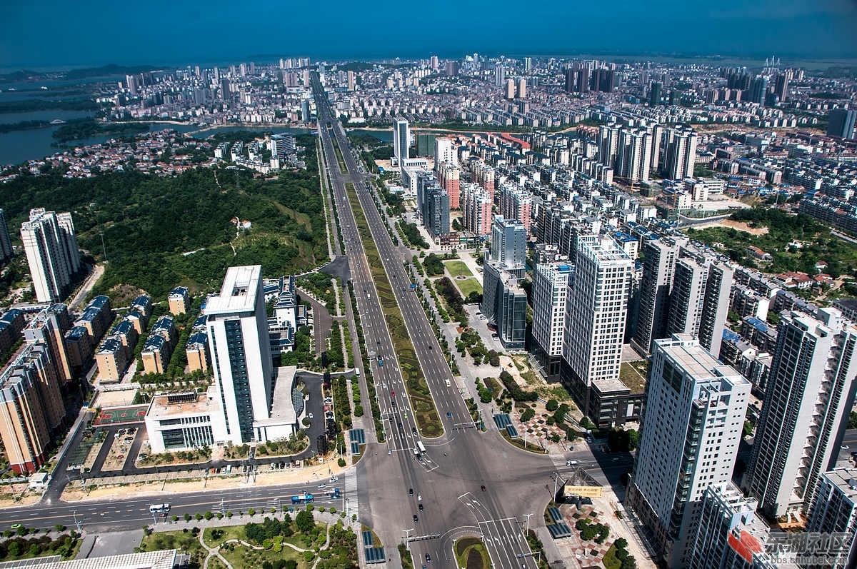 岳陽(yáng)市經(jīng)開區(qū)做好“加減乘除助推“產(chǎn)城共融”