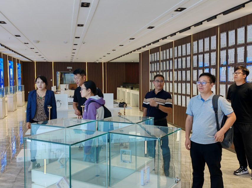 錨向新質(zhì)生產(chǎn)力，書寫逐高新華章——我院赴赤峰高新區(qū)調(diào)研