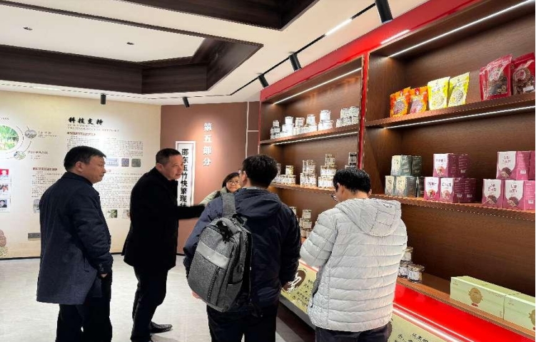 中國高新院課題組赴“中國玉竹之鄉(xiāng)” 深度探索邵東國家現(xiàn)代農(nóng)業(yè)產(chǎn)業(yè)園建設路徑